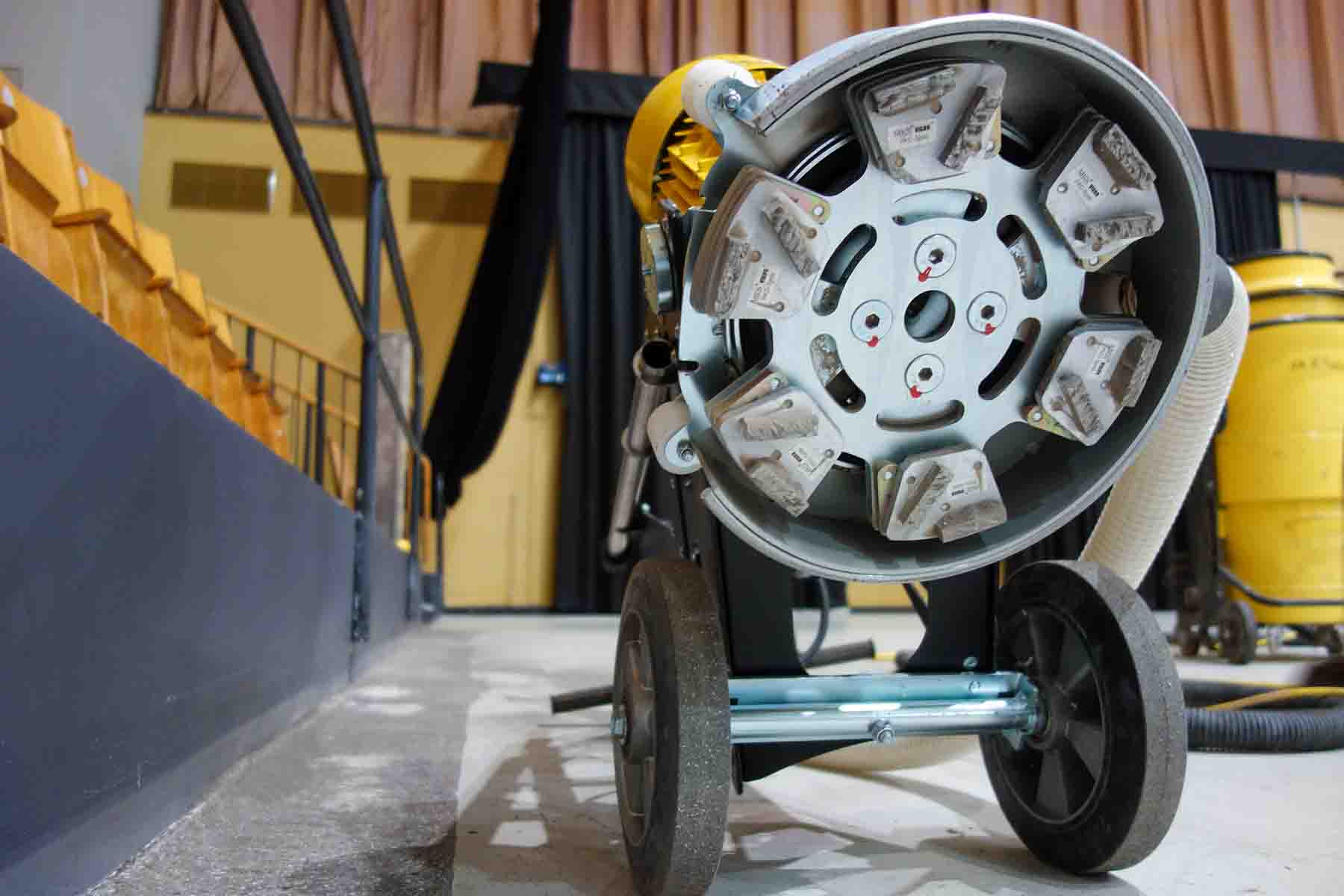 ERASER 270 mit VIGOR Werkzeug